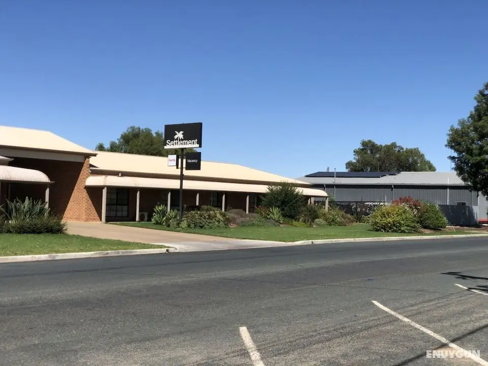 Settlement Motor Inn, Deniliquin - Dış Mekan