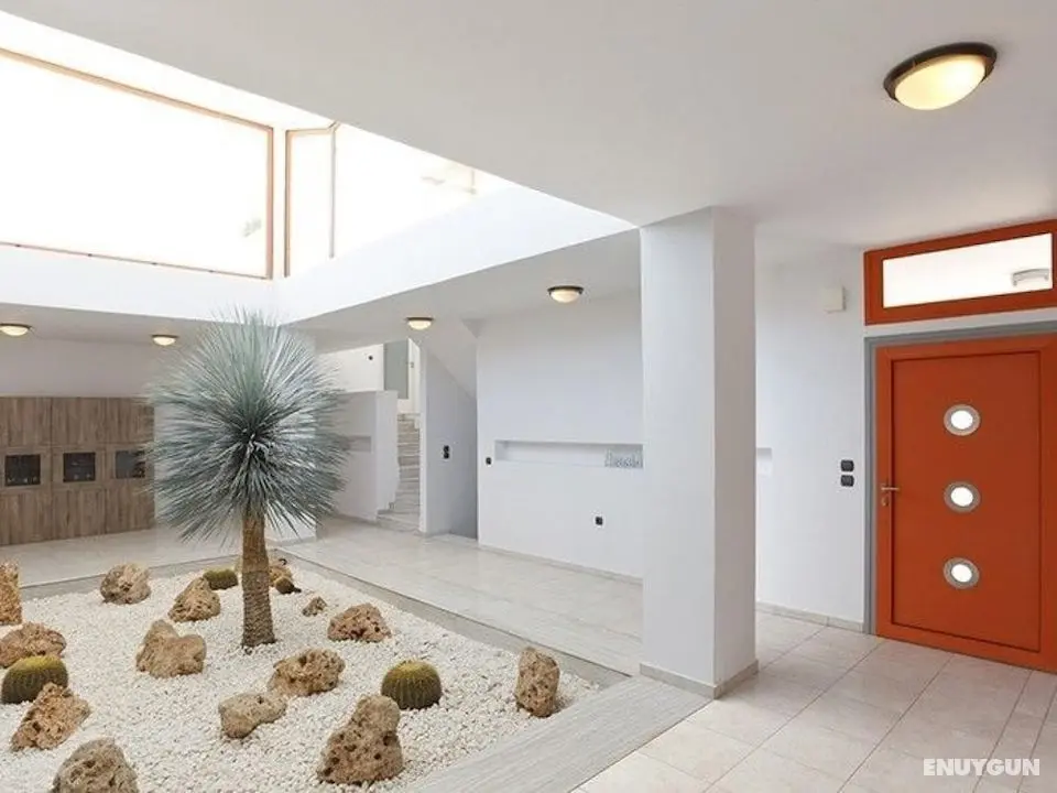 Villa Seven Villa Seven-seafront Private Villa With Pool - Oda