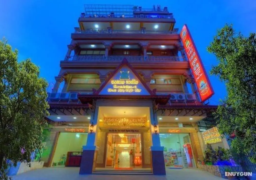 Seventh Heaven Hotel and High Bar - Öne Çıkan Resim