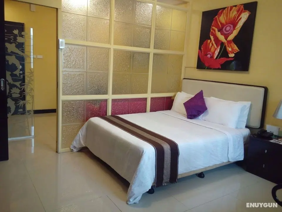 Shanika Properties at Fort Bonifacio - Öne Çıkan Resim