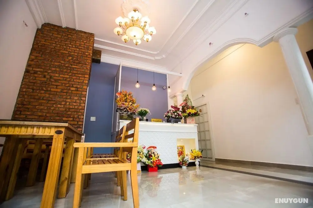 Shark Hotel - Hostel - Lobi