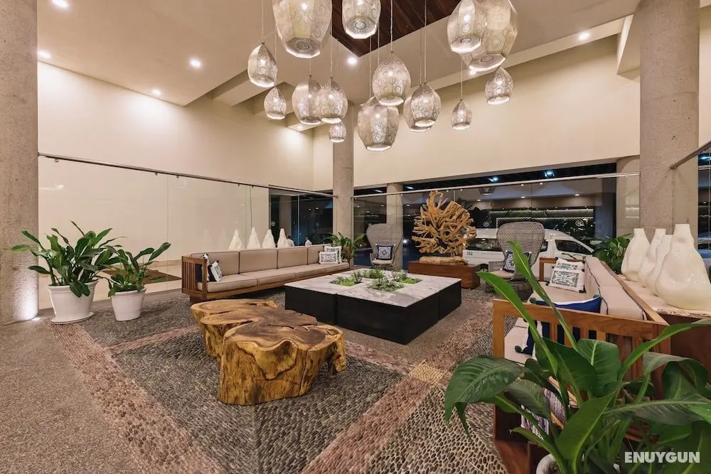 Sheraton Buganvilias Resort & Convention Center - Lobi