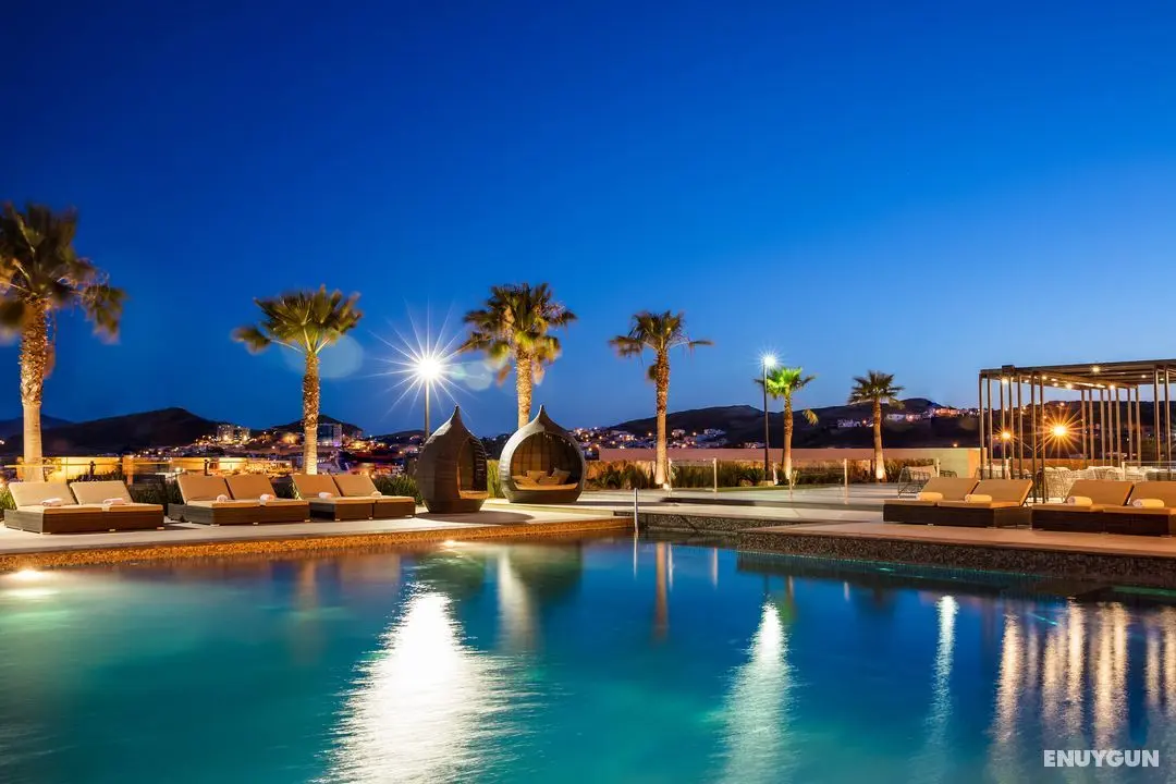 Sheraton Chihuahua Soberano - Havuz