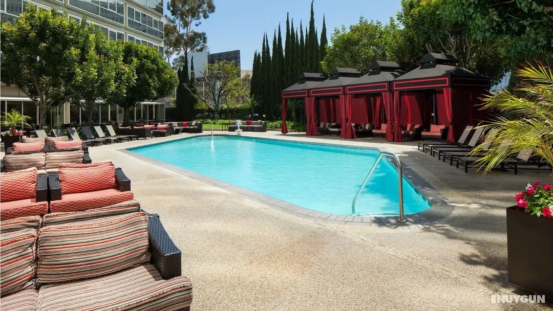 Sheraton Gateway Hotel Los Angeles Airport - Havuz