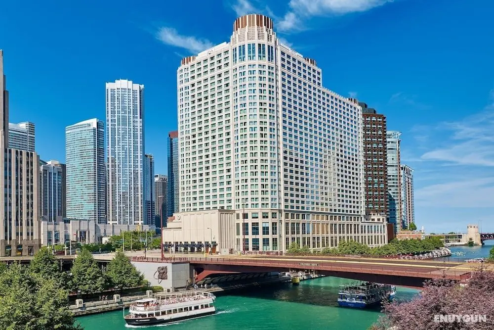 Sheraton Grand Chicago Riverwalk - Öne Çıkan Resim