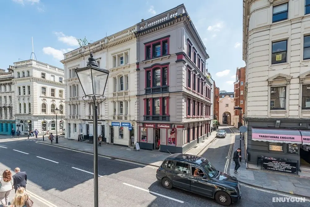 Sherlocks Hidden Home - Dış Mekan