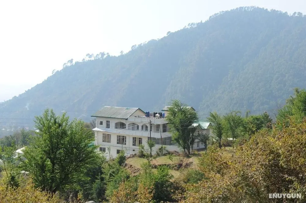 Hotel Shilpi Shavala - Dış Mekan