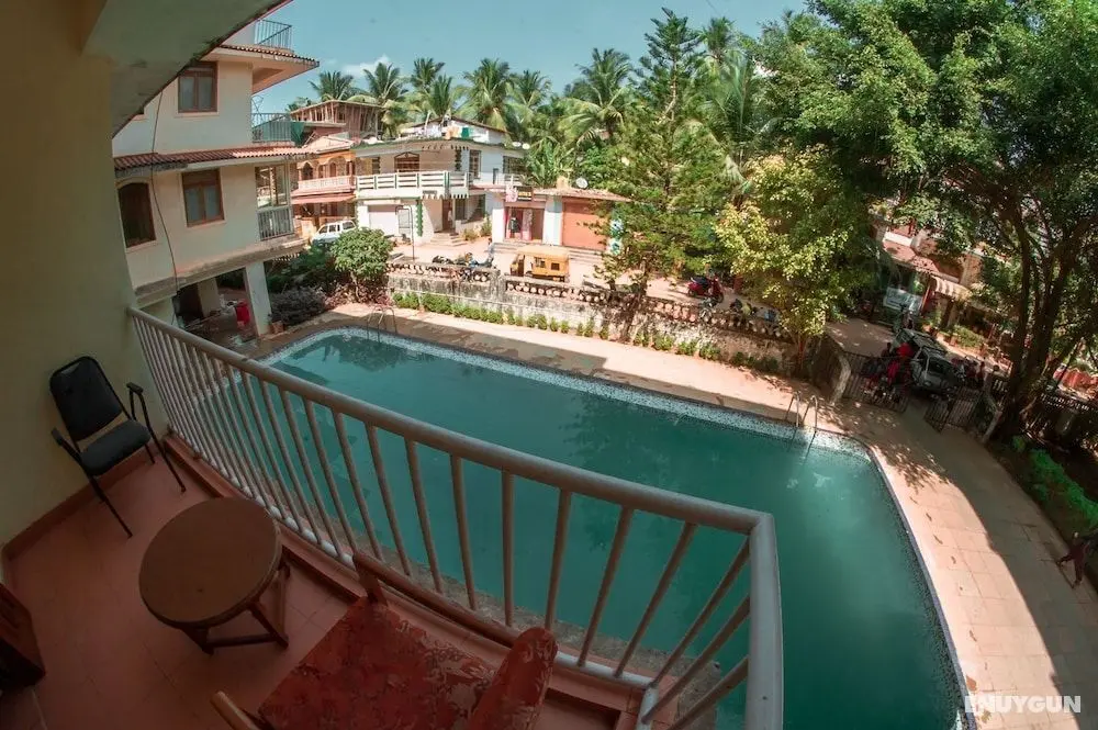 Showstopper Apartments 1 BHK Pool View - Dış Mekan