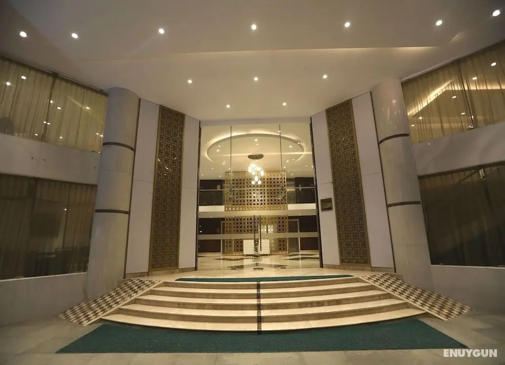 Shravanti Sarovar Portico Bengaluru - Öne Çıkan Resim