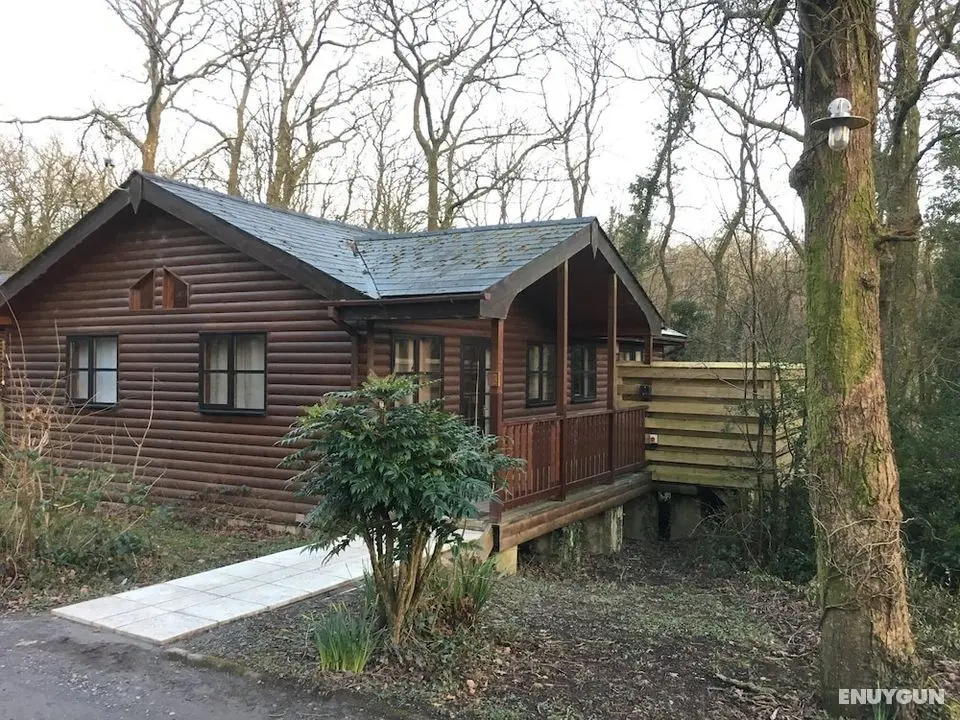 Shrew Lodge Hot Tub - Öne Çıkan Resim