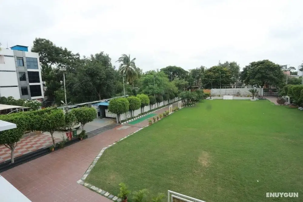 Hotel Shri Khedapati International - Oda Manzaraları