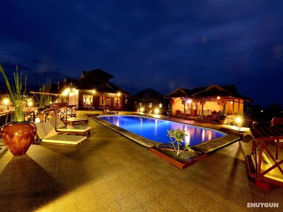 Shwe Inn Tha Floating Resort Hotel - Öne Çıkan Resim