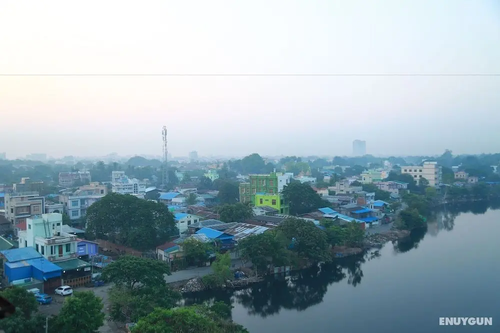 Hotel Shwe Pyi Tan - Oda Manzaraları