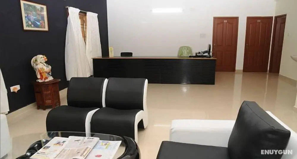 Shylee Niwas Kodambakkam I - Lobi