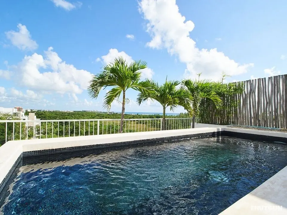 Siaan Luxury Condos 201 By Lockey - Havuz