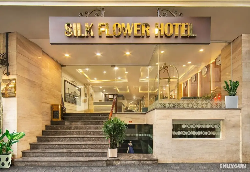 Silk Flower Hotel - Öne Çıkan Resim