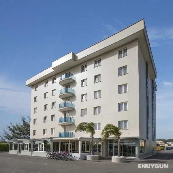 Simon Hotel - Genel