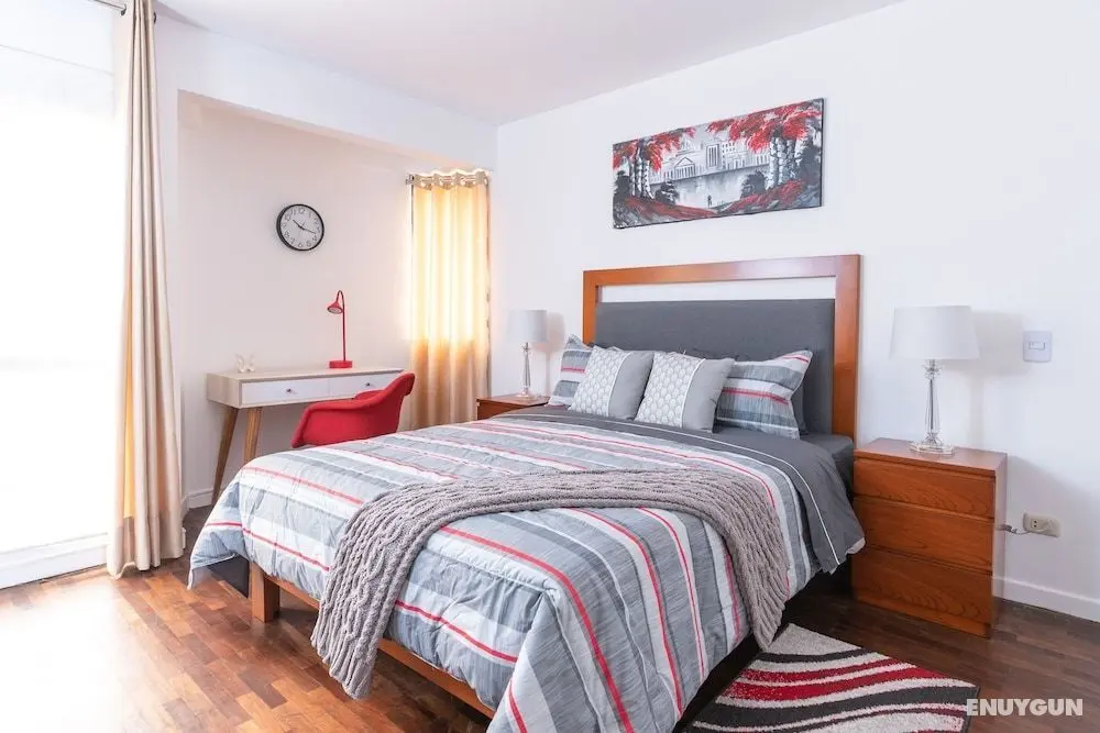 Simply Comfort. Stylish Miraflores Apartments - Öne Çıkan Resim
