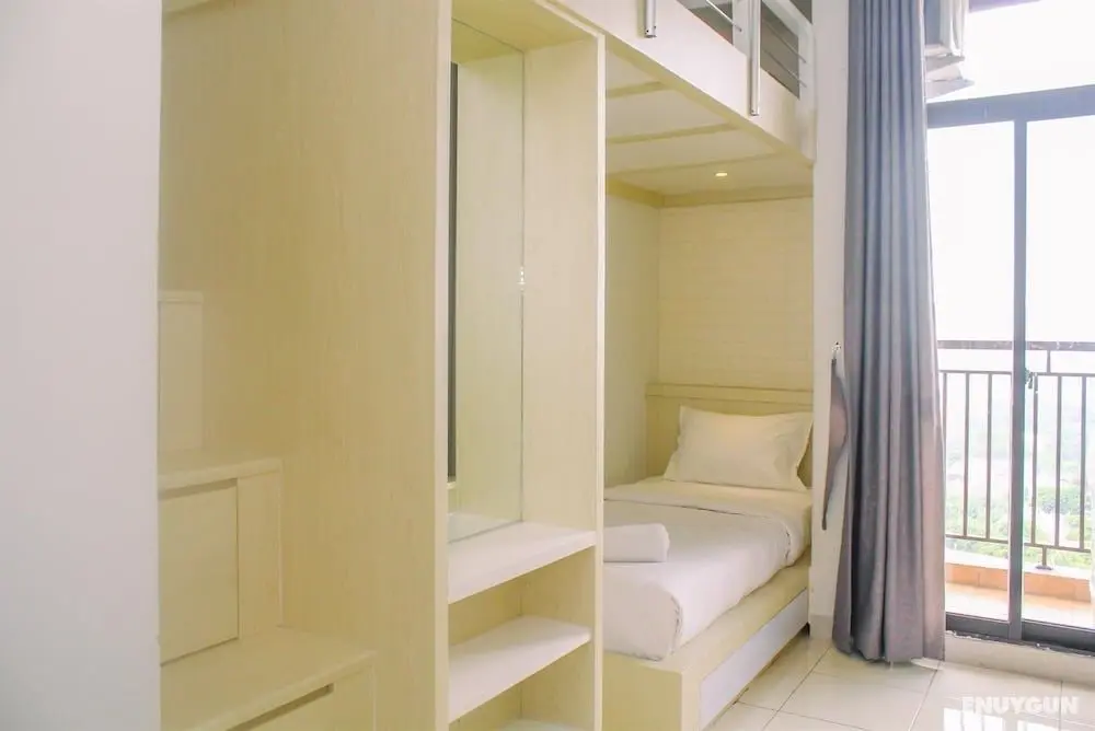 Simply And Cozy Living Studio With Single Bed At Dave Apartment - Öne Çıkan Resim