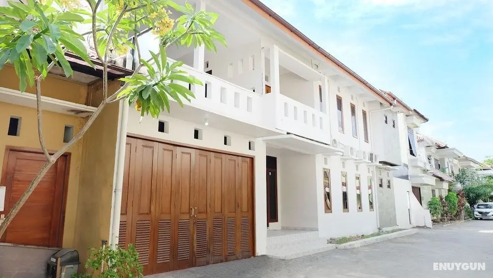 Simply Homy Guest House Jogokaryan - Öne Çıkan Resim