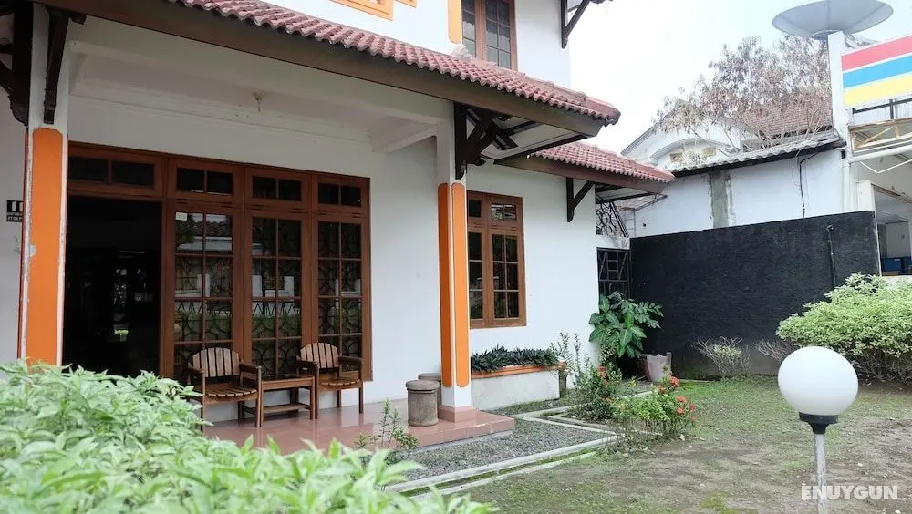 Simply Homy Guest House Unit Kaliurang 2 - Dış Mekan