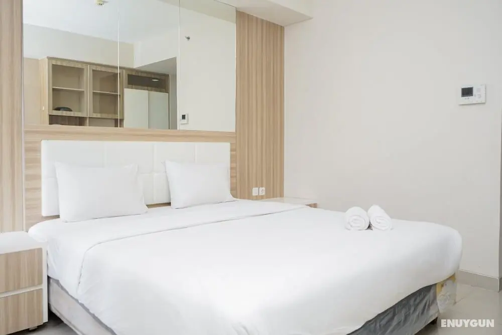 Simply Strategic and Comfy Studio Paramount Skyline Apartment - Oda