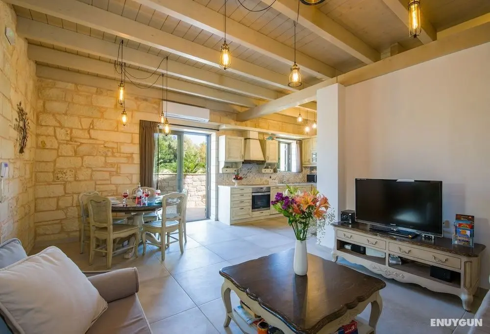 Villa Sirocos, Private eco pool, near the beach - Öne Çıkan Resim