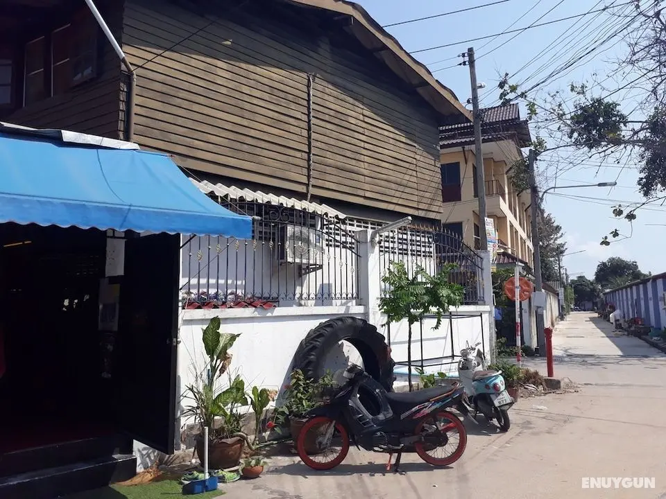 Sitpholek Muay Thai Camp - Hostel - Dış Mekan