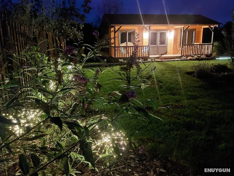 Situated in the Lowlands of the Malvern Hills - Öne Çıkan Resim