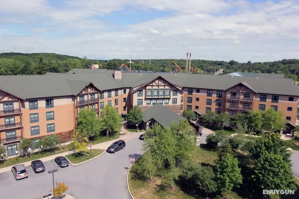 Six Flags Lodge & Indoor Waterpark - Öne Çıkan Resim