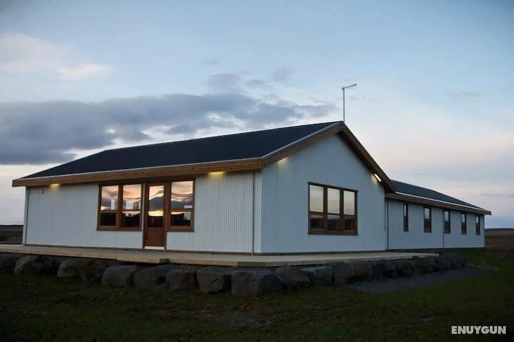 Skálinn between Gullfoss and Geysir – Myrkholt Farm - Öne Çıkan Resim