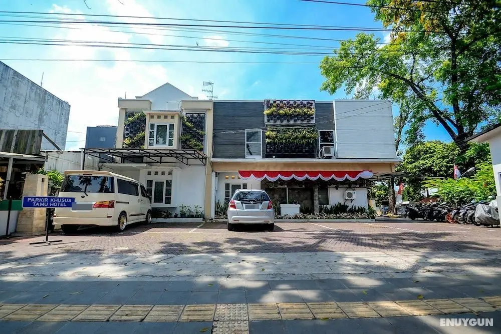 Sky Hotel Buah Batu 1 Bandung - Dış Mekan