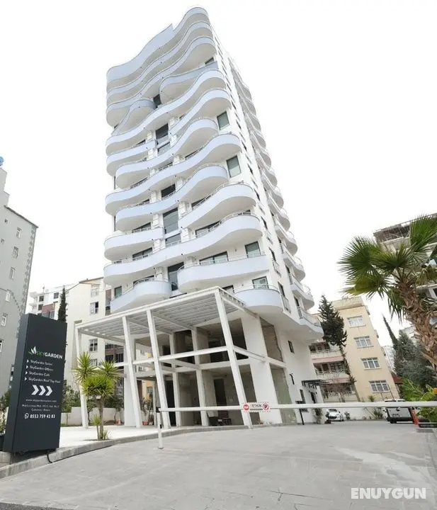 Sky Garden Suites - Genel