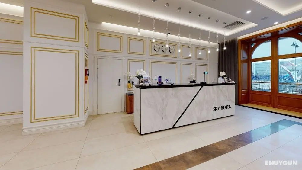 Sky Hotel Kraków - Öne Çıkan Resim