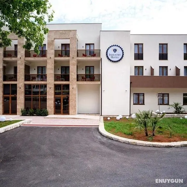 SL Industry Hotel - Dış Mekan
