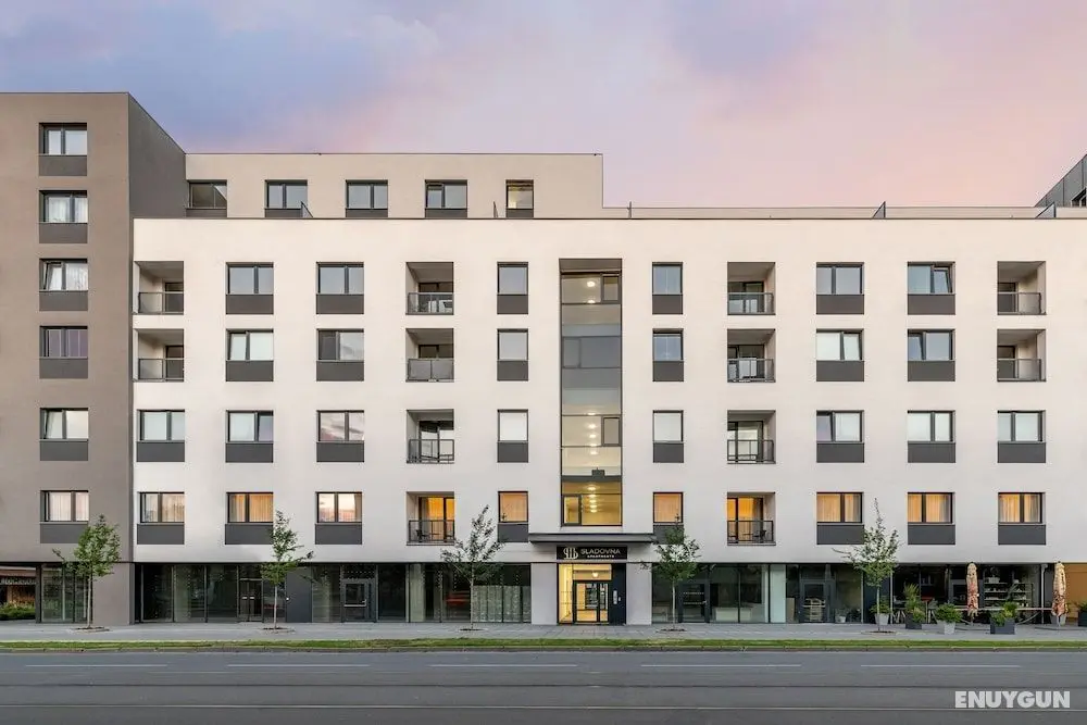 SLADOVNA Apartments - Dış Mekan