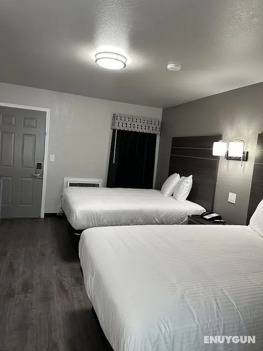 Sleepy Traveler Motel - Öne Çıkan Resim