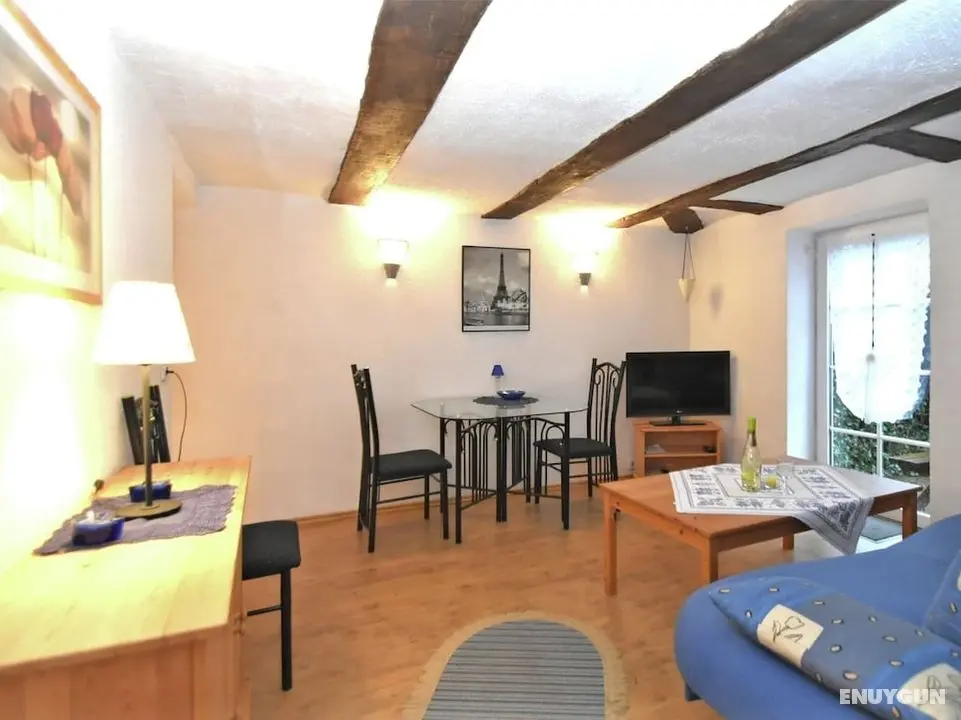 Small Apartment in Hesse With Terrace and Garden - Öne Çıkan Resim