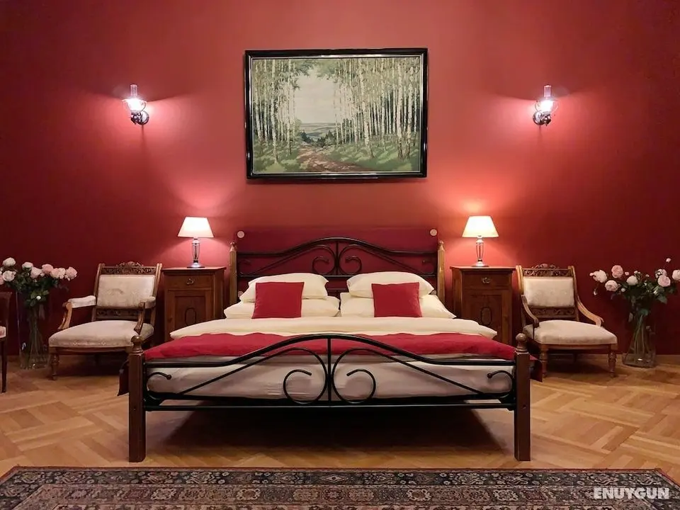 Small Luxury Palace Residence - Öne Çıkan Resim
