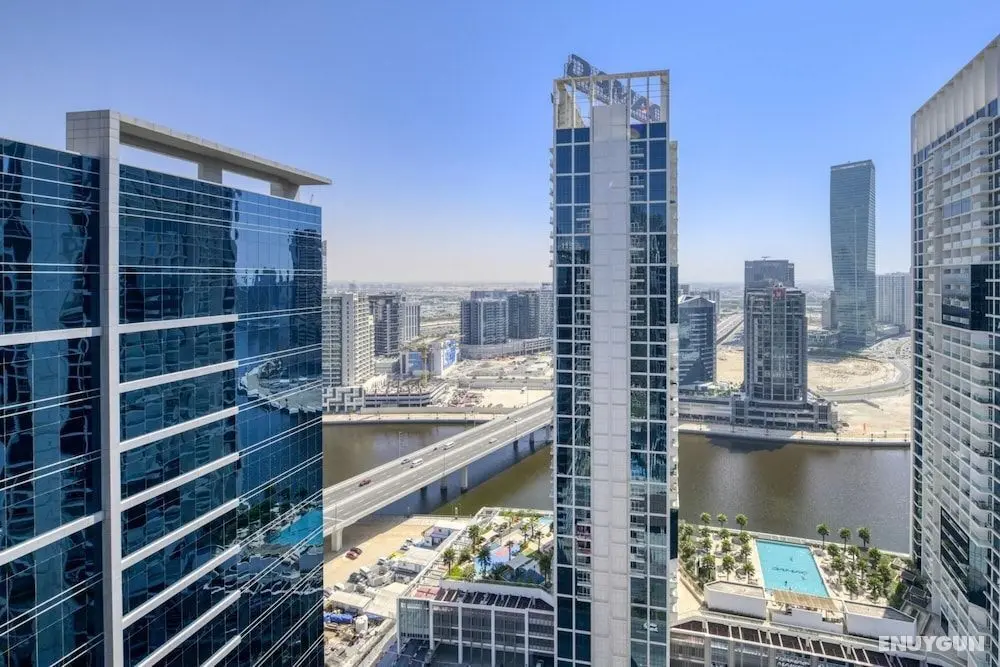 Smart and Contemporary Apt With Burj Khalifa View - Oda