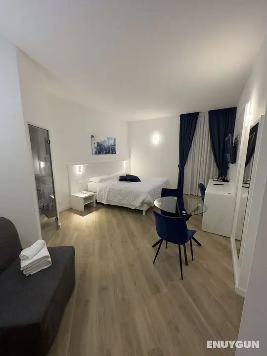 Hotel Smart Cruise - Öne Çıkan Resim