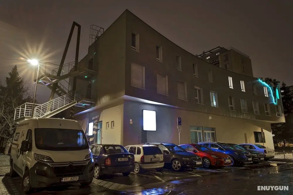 Smarthotel Nezvalova Archa - Dış Mekan