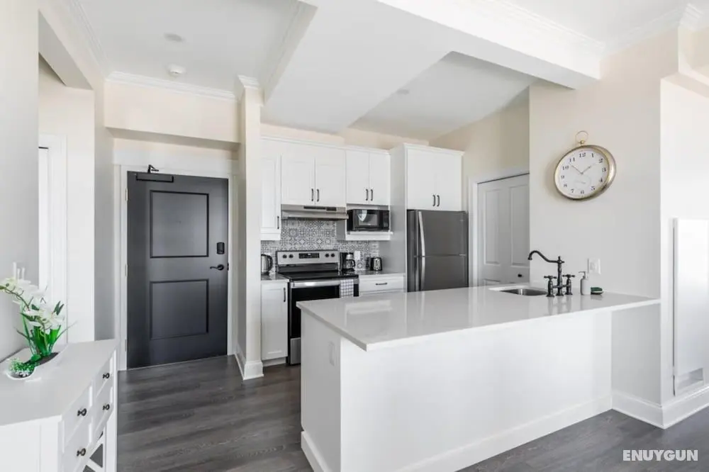 Smiths Falls Luxury Rideau Apartments - Smiths Falls 2 Bd P6 no Balcony 1 Queen 2 Twin - Oda