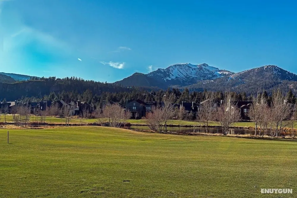 Snowcreek #631 - Golf