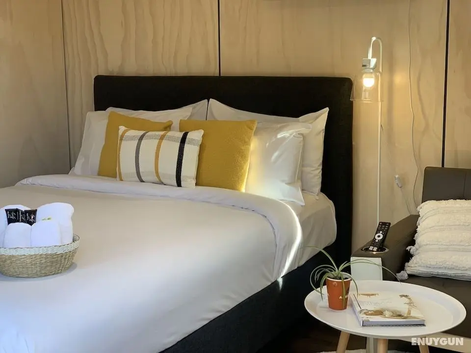 Snowman Lodge - Öne Çıkan Resim