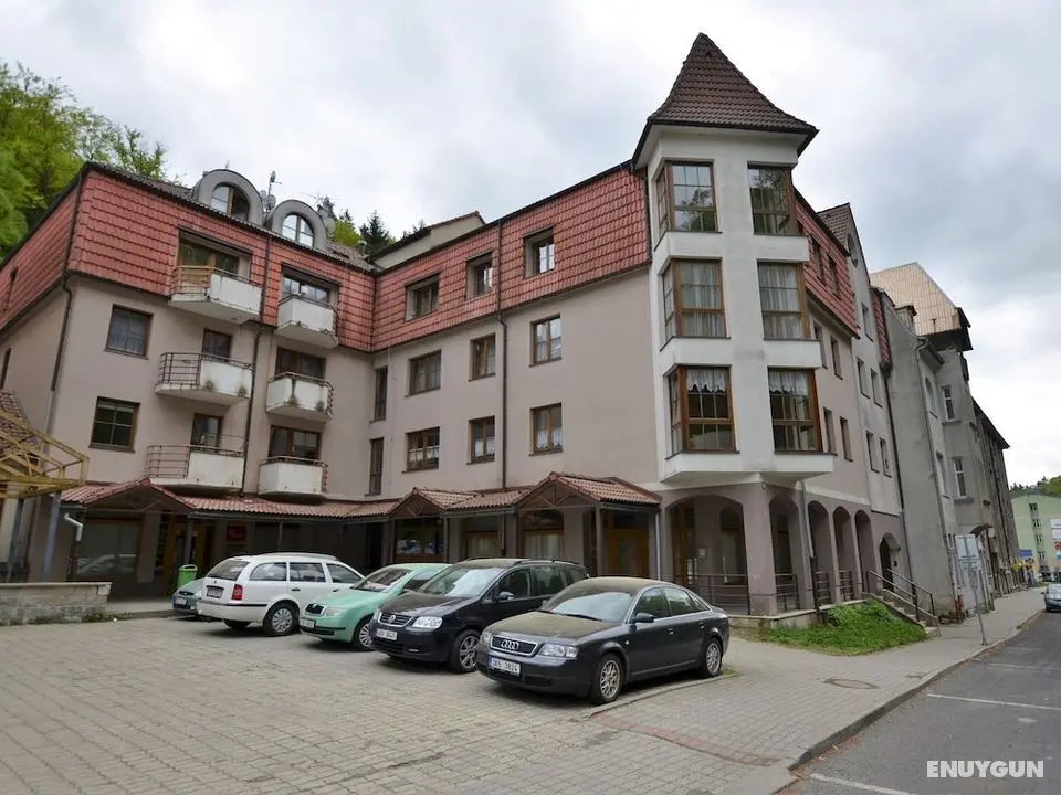 Snug Apartment in Jachymov near Ski Area - Öne Çıkan Resim