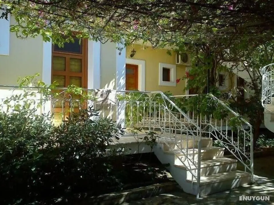 Sofos Apartments - Dış Mekan