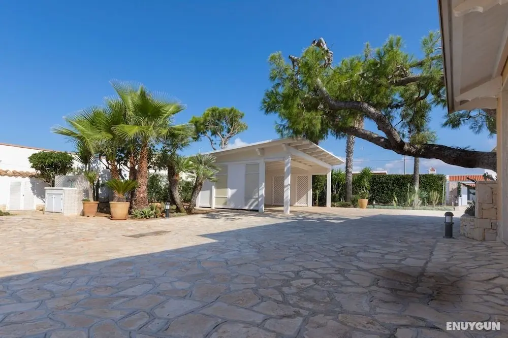 Villa Solare con piscina fronte mare - Dış Mekanlar
