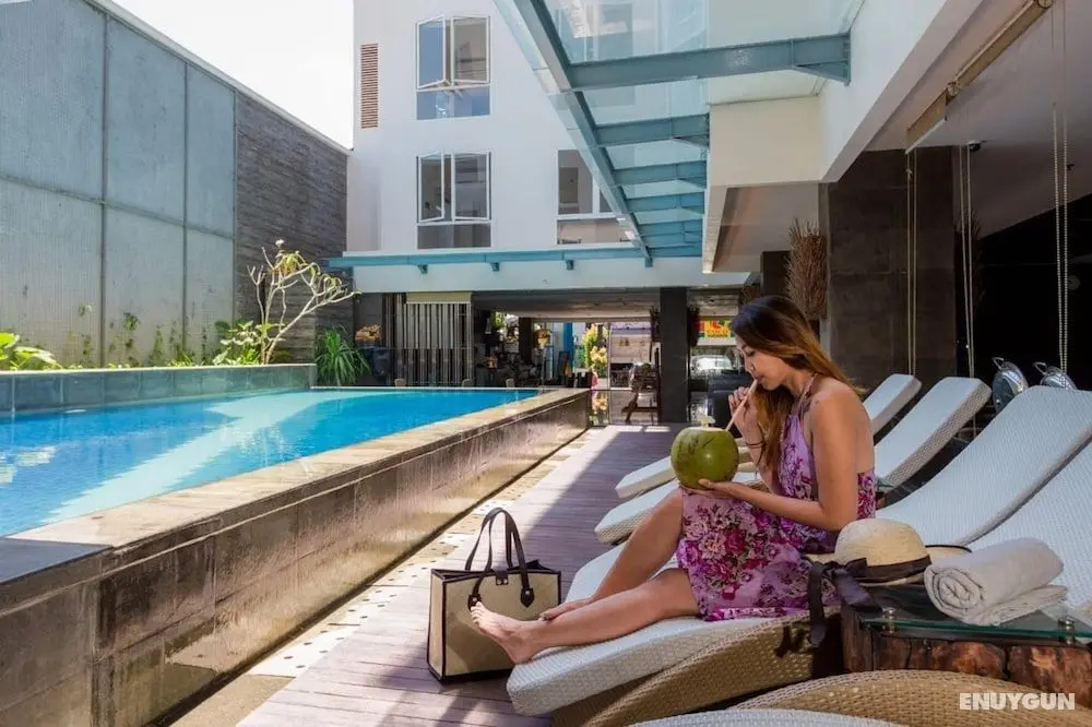 Hotel Solaris Kuta Bali - Havuz