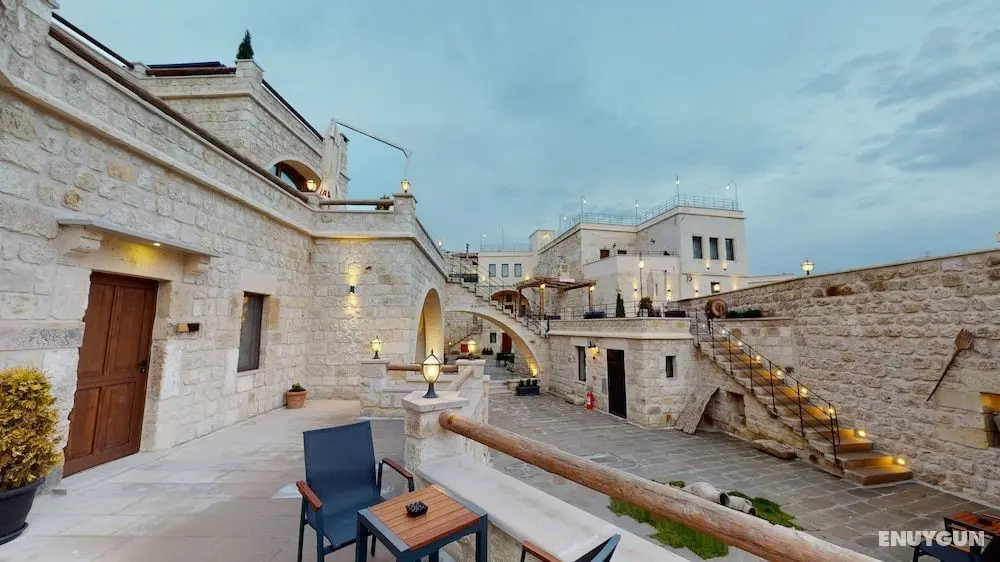 Solem Cave Suites - Dış Mekan